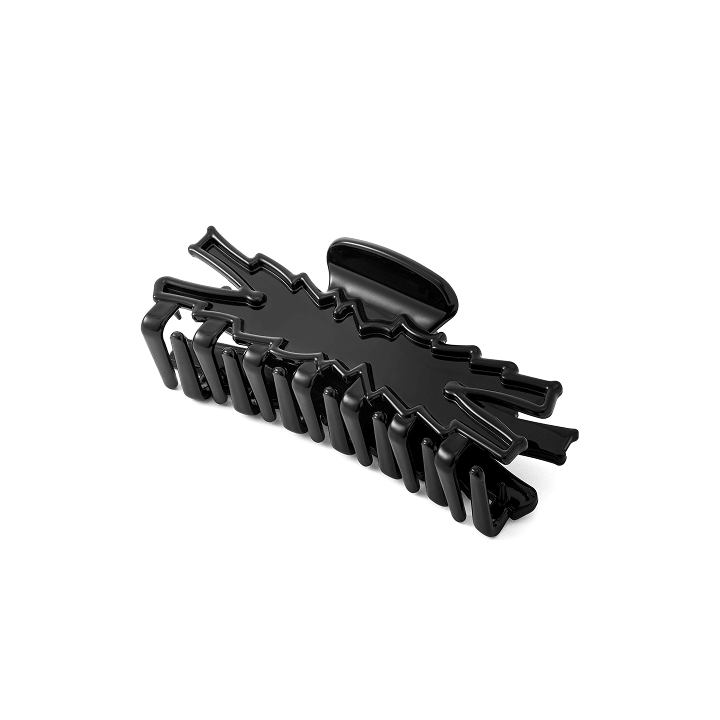LE SSERAFIM Hair Clip